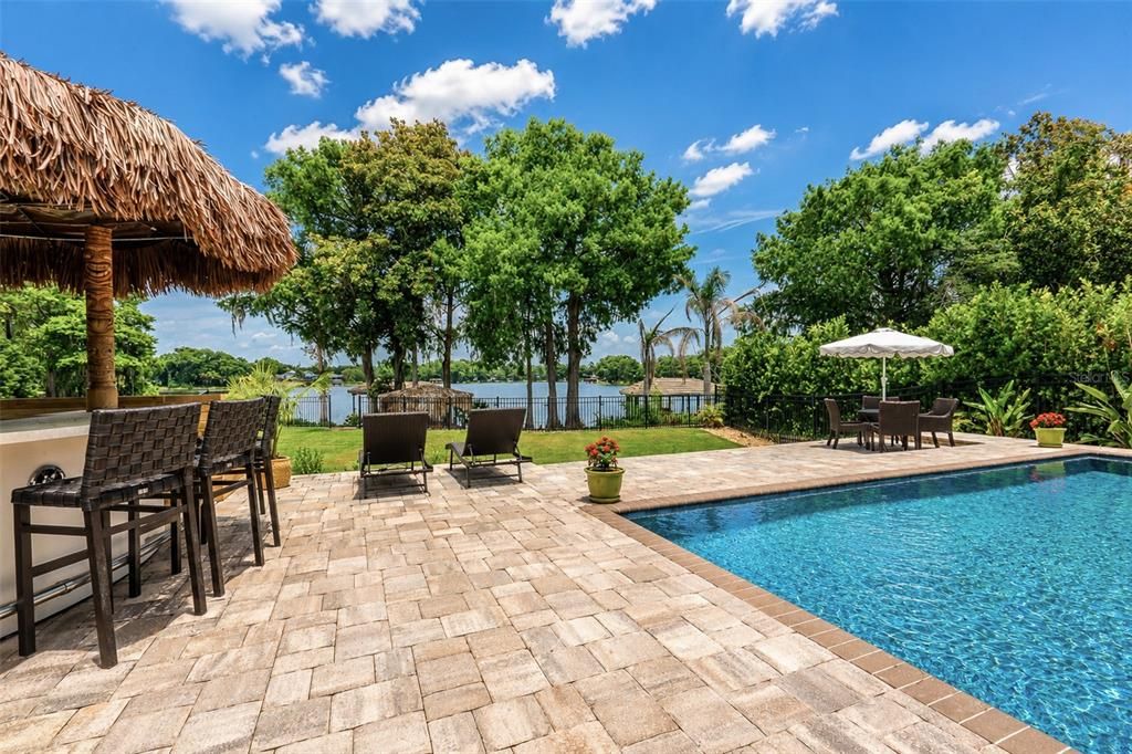 For Sale: $1,725,000 (6 beds, 4 baths, 4173 Square Feet)