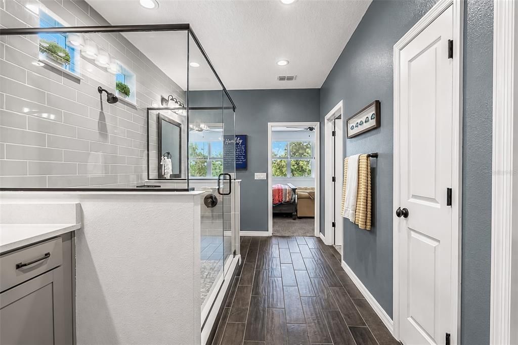 For Sale: $1,725,000 (6 beds, 4 baths, 4173 Square Feet)