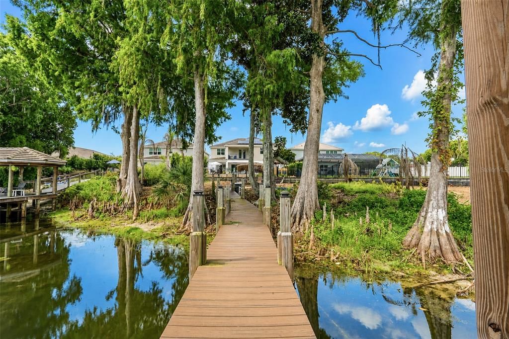 For Sale: $1,725,000 (6 beds, 4 baths, 4173 Square Feet)