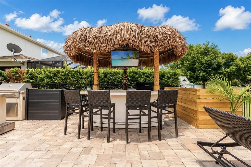 For Sale: $1,725,000 (6 beds, 4 baths, 4173 Square Feet)