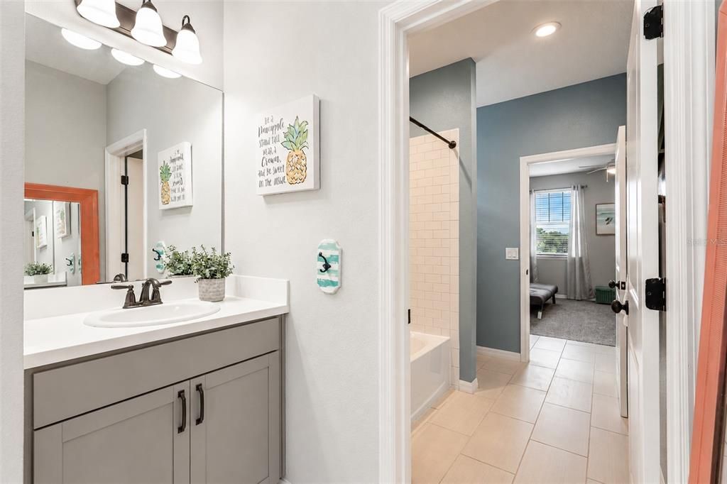 For Sale: $1,725,000 (6 beds, 4 baths, 4173 Square Feet)