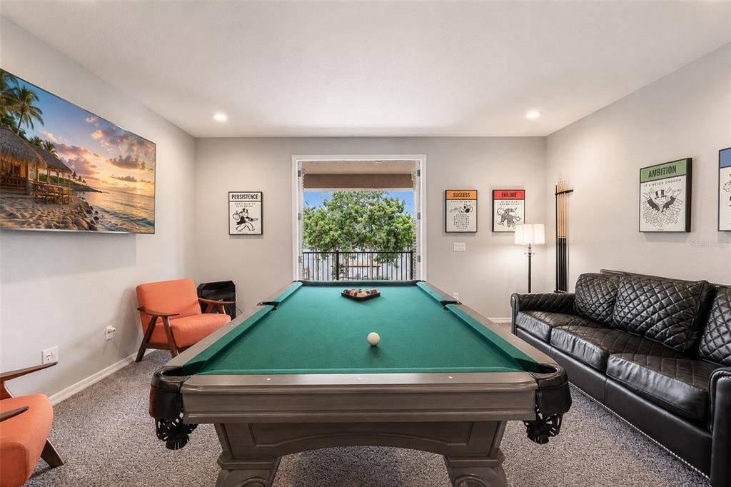 For Sale: $1,725,000 (6 beds, 4 baths, 4173 Square Feet)
