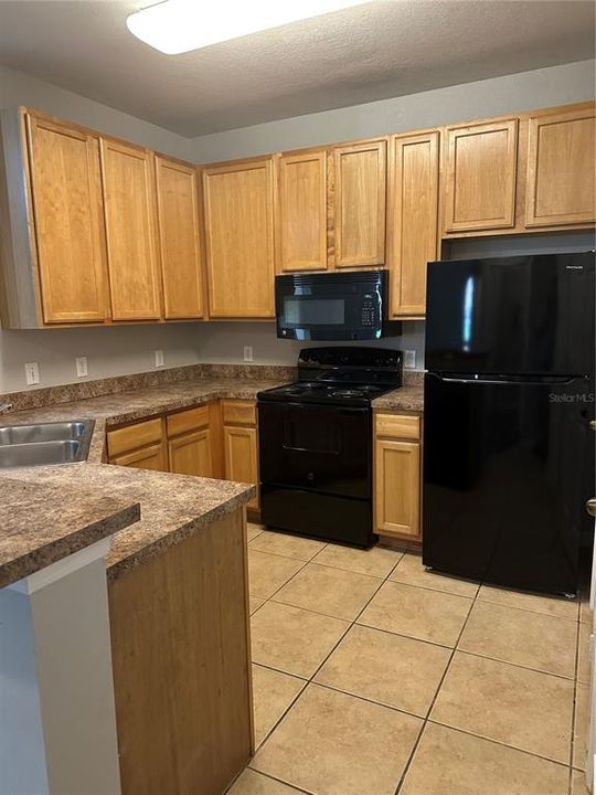 В аренду: $1,595 (2 спален, 2 ванн, 1157 Квадратных фут)