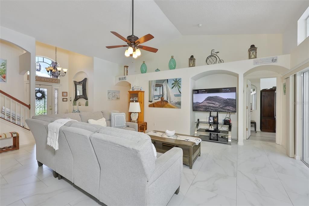 For Sale: $515,000 (4 beds, 2 baths, 2165 Square Feet)