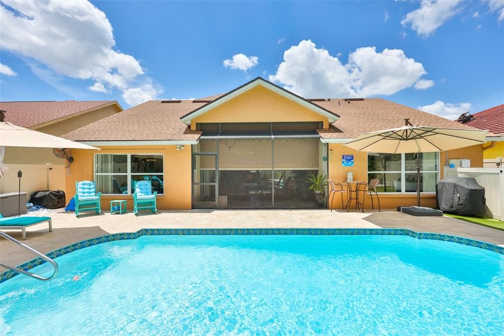 For Sale: $515,000 (4 beds, 2 baths, 2165 Square Feet)