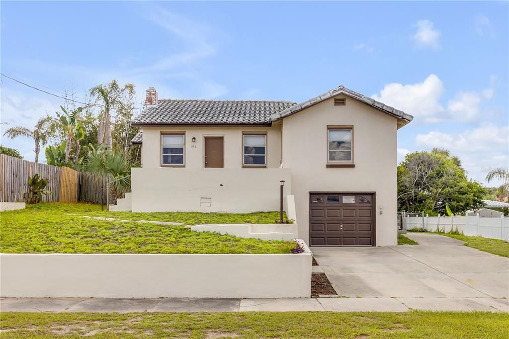 For Sale: $315,000 (2 beds, 2 baths, 1193 Square Feet)