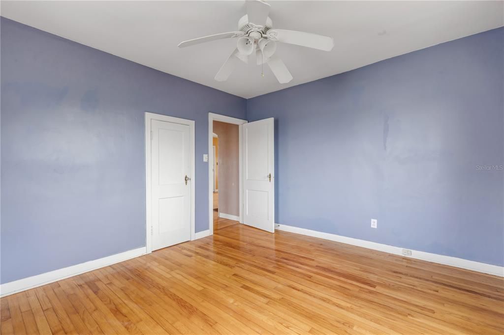 For Sale: $315,000 (2 beds, 2 baths, 1193 Square Feet)