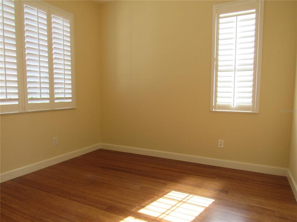 Active With Contract: $2,595 (3 beds, 2 baths, 1657 Square Feet)