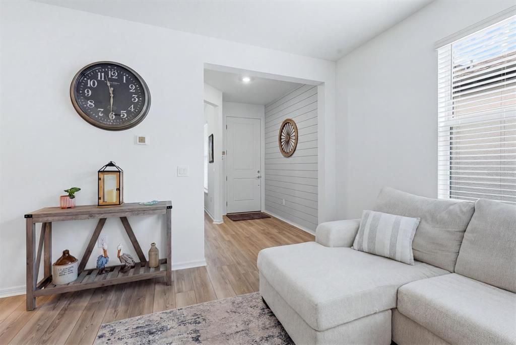 En Venta: $405,000 (2 camas, 2 baños, 1454 Pies cuadrados)