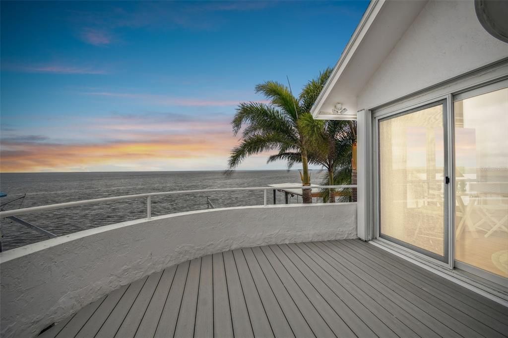 En Venta: $2,599,999 (4 camas, 4 baños, 3526 Pies cuadrados)