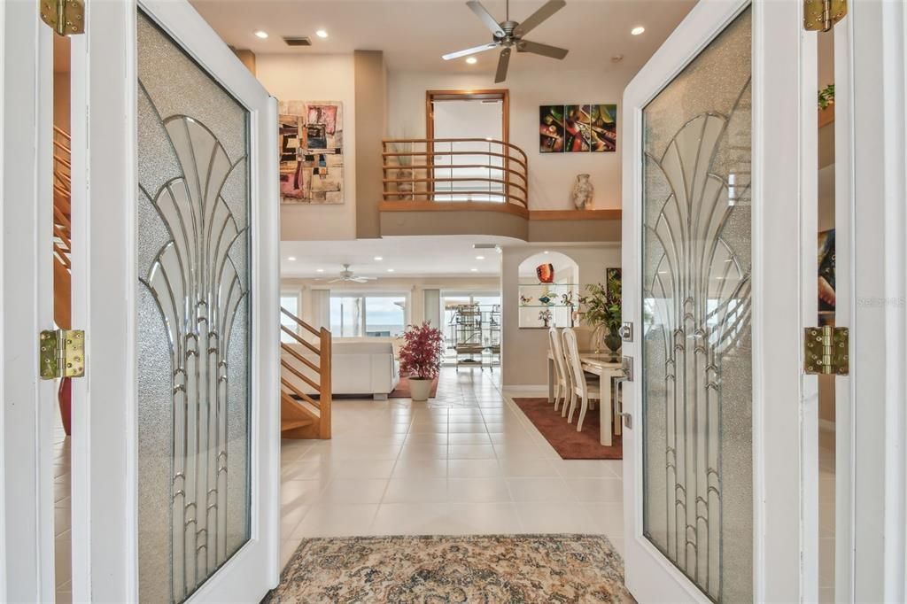 En Venta: $2,599,999 (4 camas, 4 baños, 3526 Pies cuadrados)
