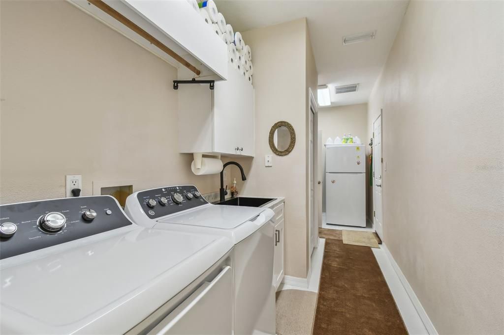 En Venta: $2,599,999 (4 camas, 4 baños, 3526 Pies cuadrados)