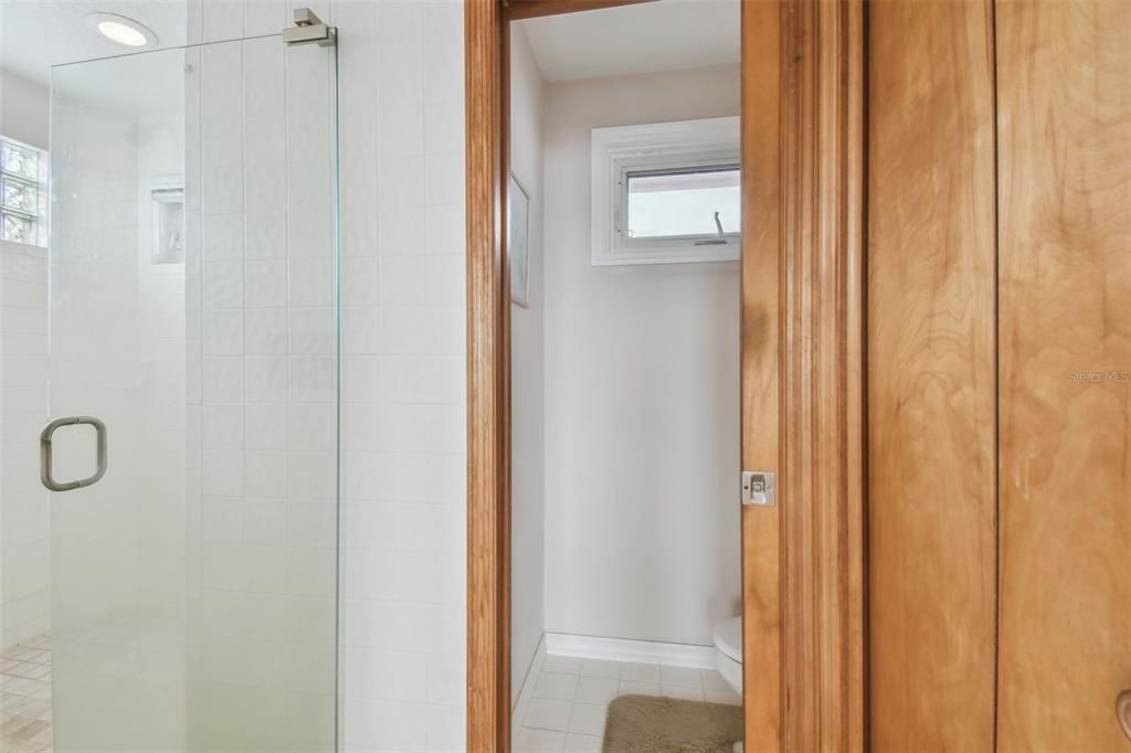 En Venta: $2,599,999 (4 camas, 4 baños, 3526 Pies cuadrados)
