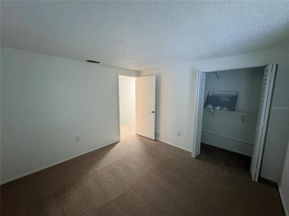 For Rent: $1,375 (2 beds, 1 baths, 1209 Square Feet)