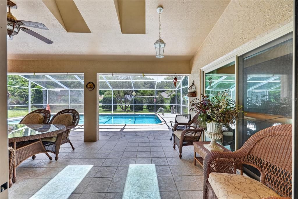 For Sale: $375,000 (3 beds, 2 baths, 1780 Square Feet)