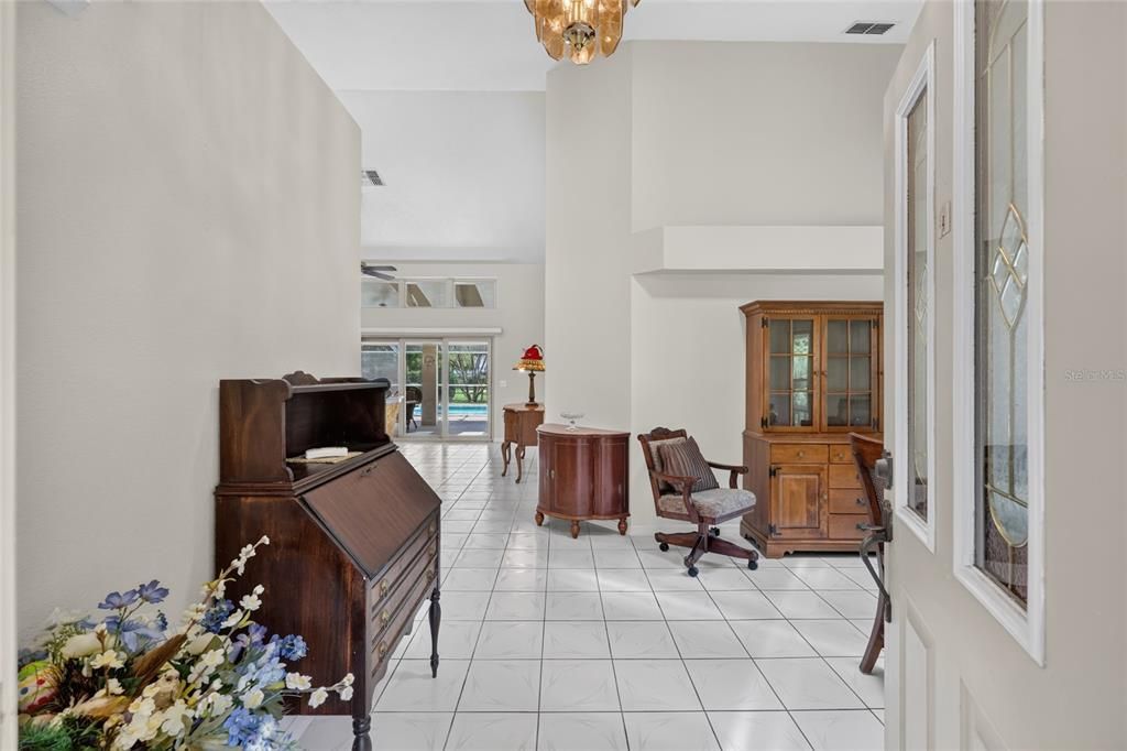 For Sale: $375,000 (3 beds, 2 baths, 1780 Square Feet)
