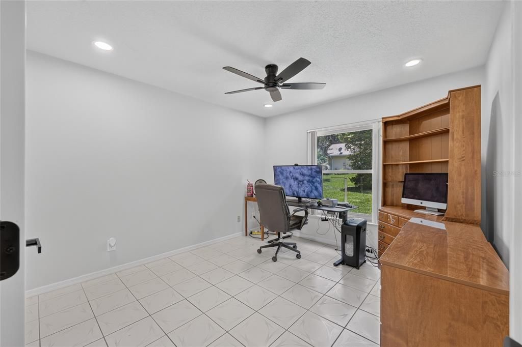 For Sale: $375,000 (3 beds, 2 baths, 1780 Square Feet)