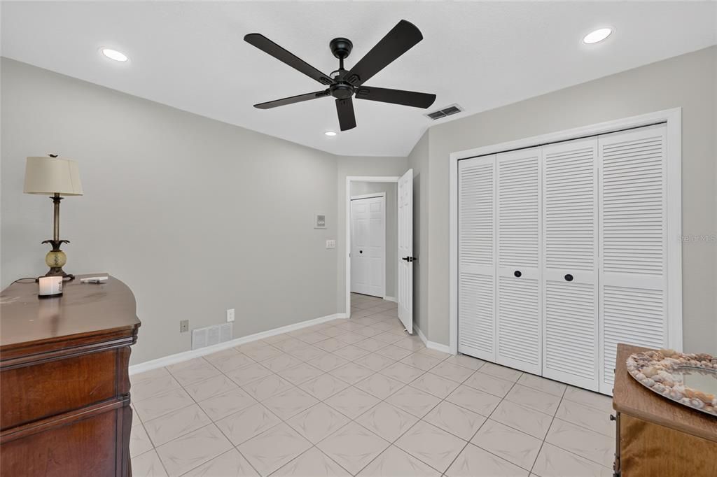 For Sale: $375,000 (3 beds, 2 baths, 1780 Square Feet)