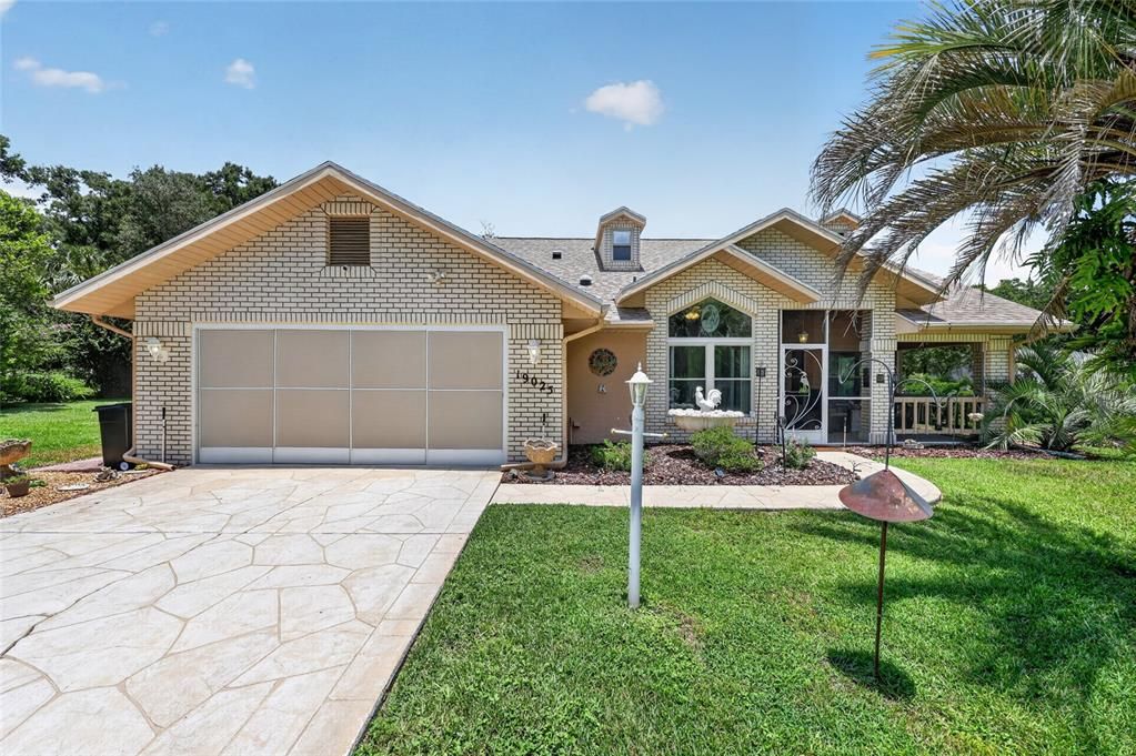 For Sale: $375,000 (3 beds, 2 baths, 1780 Square Feet)