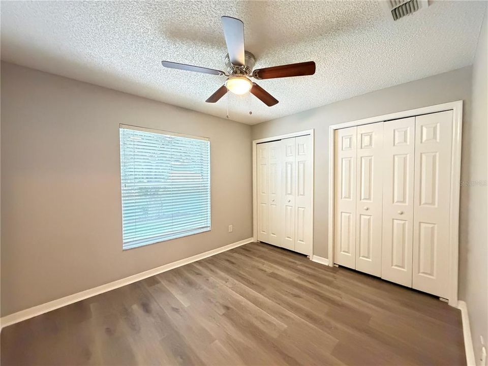 For Sale: $414,900 (4 beds, 2 baths, 1975 Square Feet)