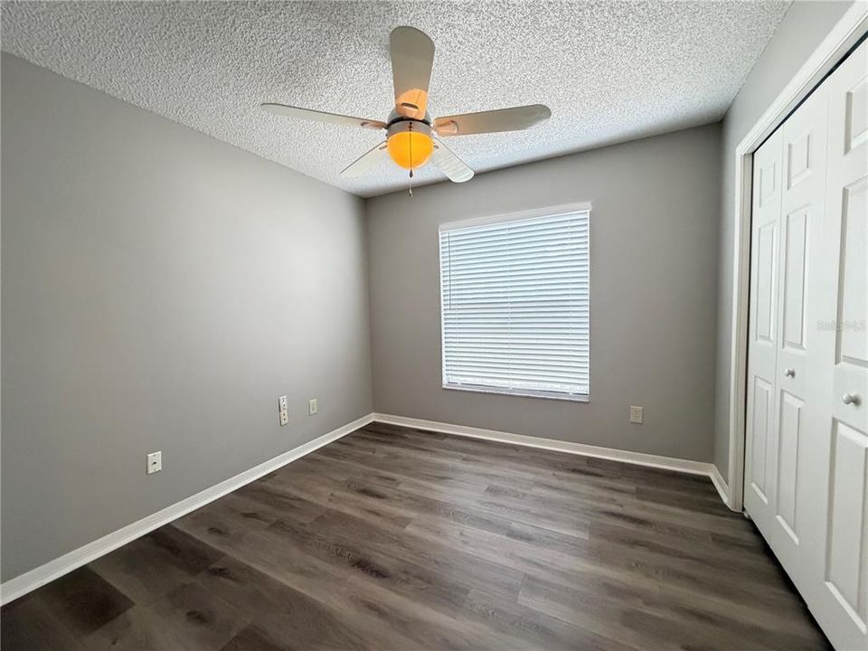 For Sale: $414,900 (4 beds, 2 baths, 1975 Square Feet)