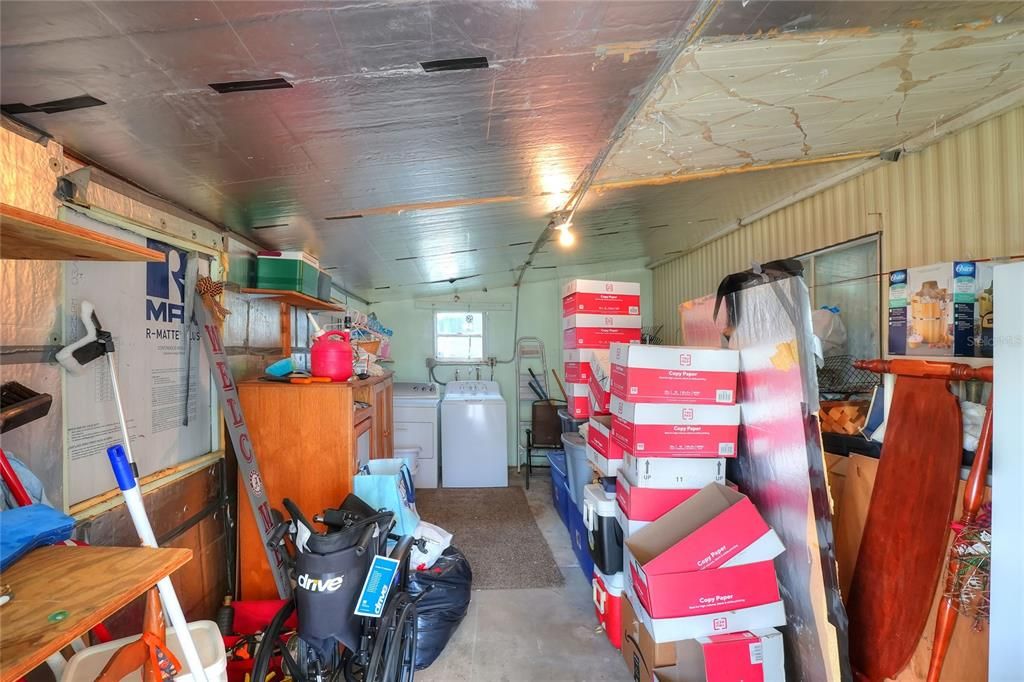 На продажу: $129,900 (2 спален, 2 ванн, 925 Квадратных фут)