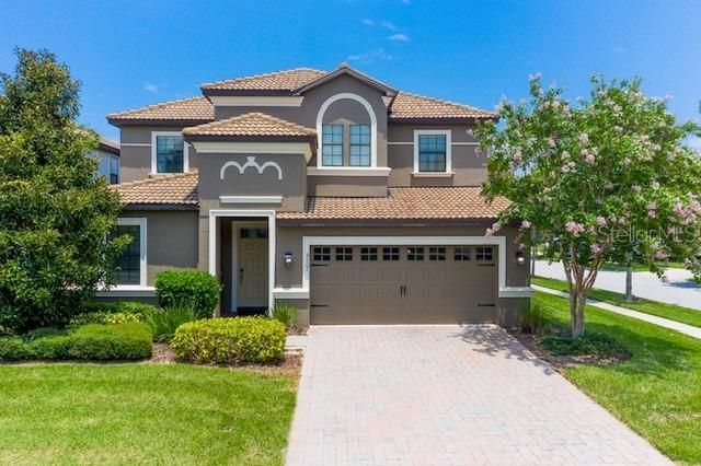 For Sale: $680,000 (7 beds, 5 baths, 3604 Square Feet)