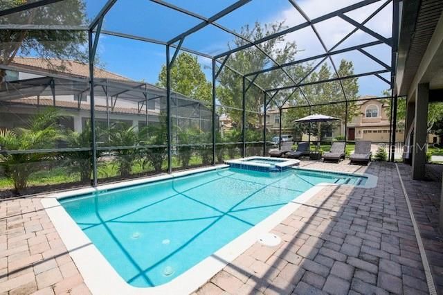 For Sale: $680,000 (7 beds, 5 baths, 3604 Square Feet)
