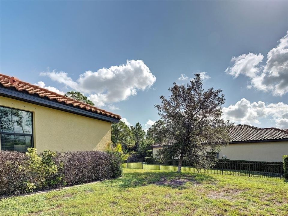 For Sale: $448,500 (4 beds, 3 baths, 2035 Square Feet)