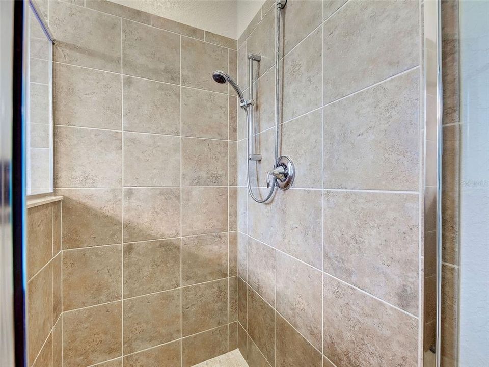 For Sale: $448,500 (4 beds, 3 baths, 2035 Square Feet)