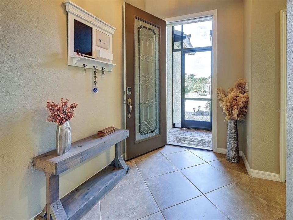 For Sale: $448,500 (4 beds, 3 baths, 2035 Square Feet)
