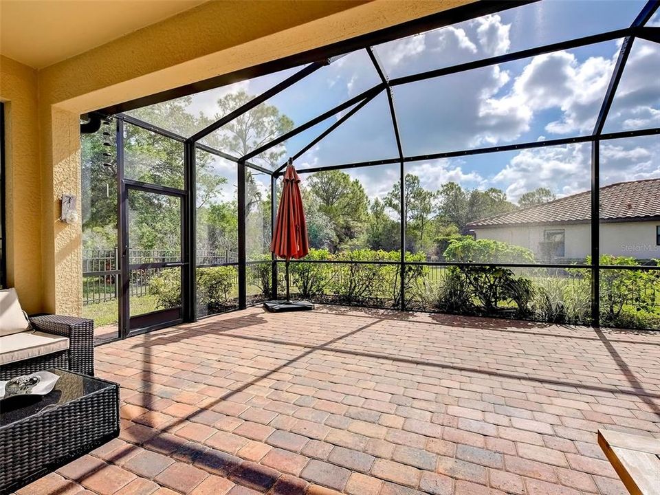 For Sale: $448,500 (4 beds, 3 baths, 2035 Square Feet)
