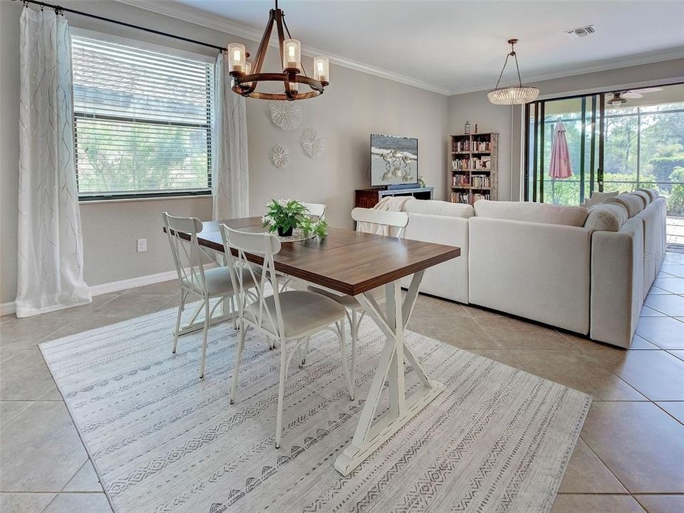 For Sale: $448,500 (4 beds, 3 baths, 2035 Square Feet)