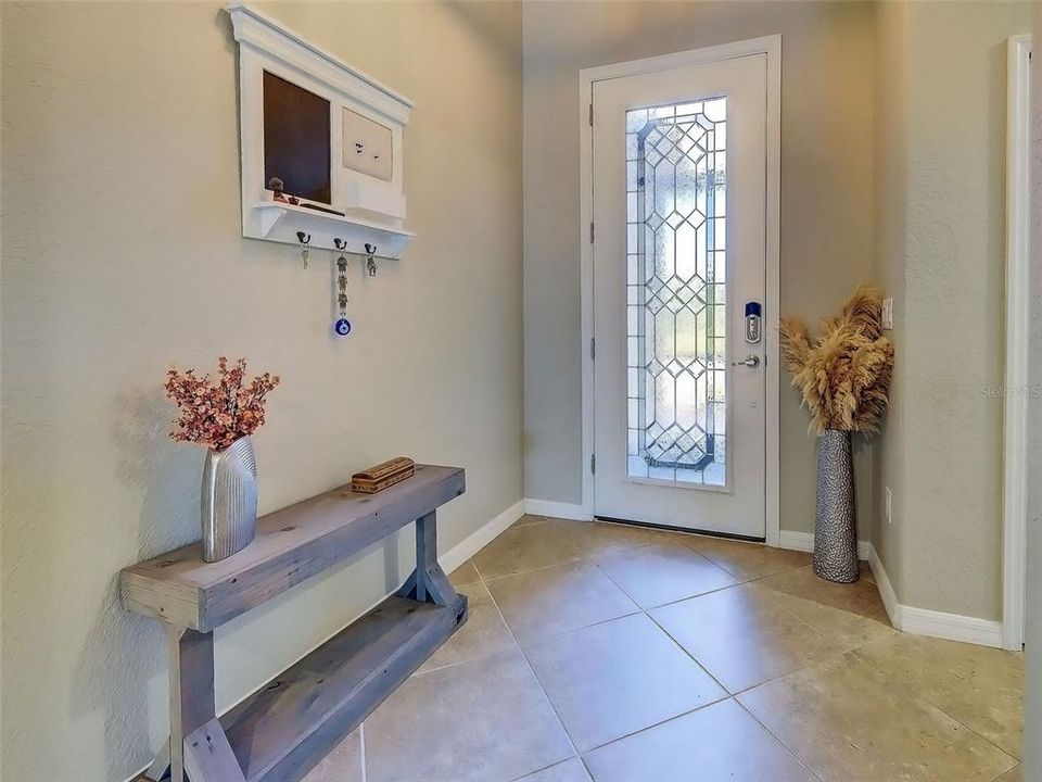 For Sale: $448,500 (4 beds, 3 baths, 2035 Square Feet)
