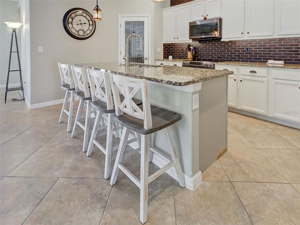 For Sale: $448,500 (4 beds, 3 baths, 2035 Square Feet)
