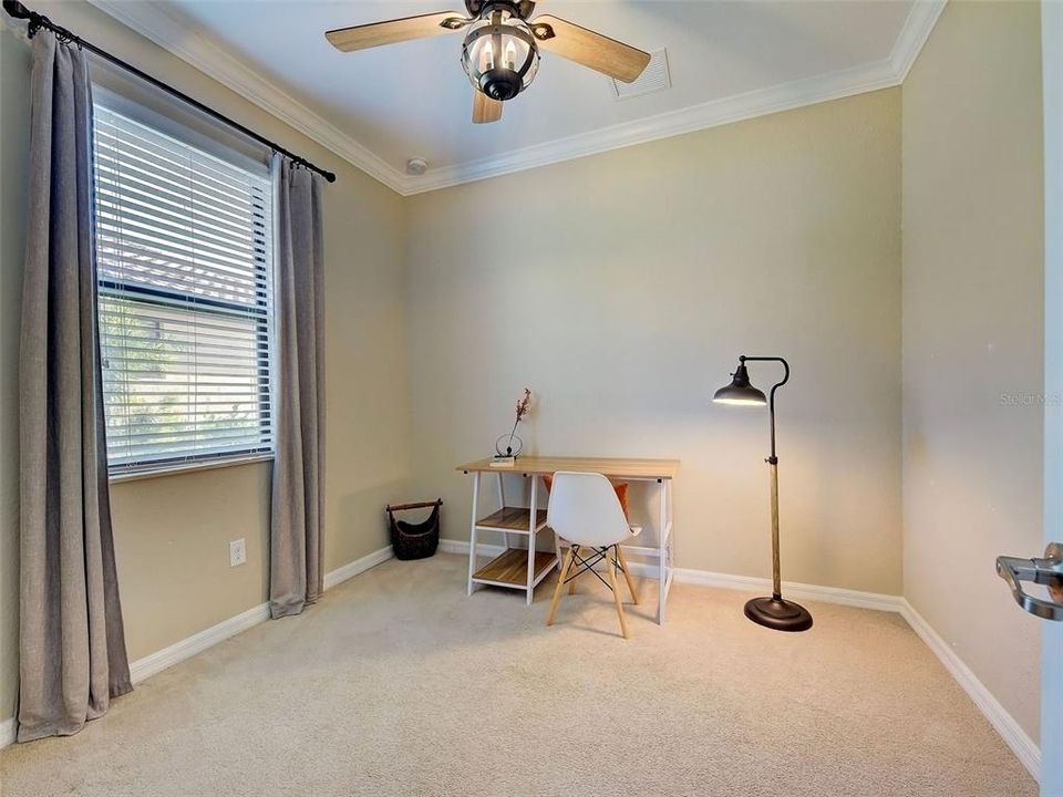 For Sale: $448,500 (4 beds, 3 baths, 2035 Square Feet)