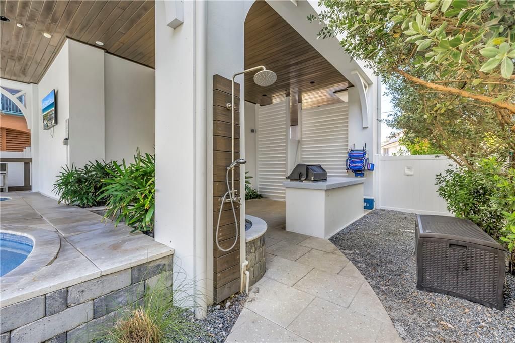 For Sale: $5,249,000 (8 beds, 0 baths, 4681 Square Feet)
