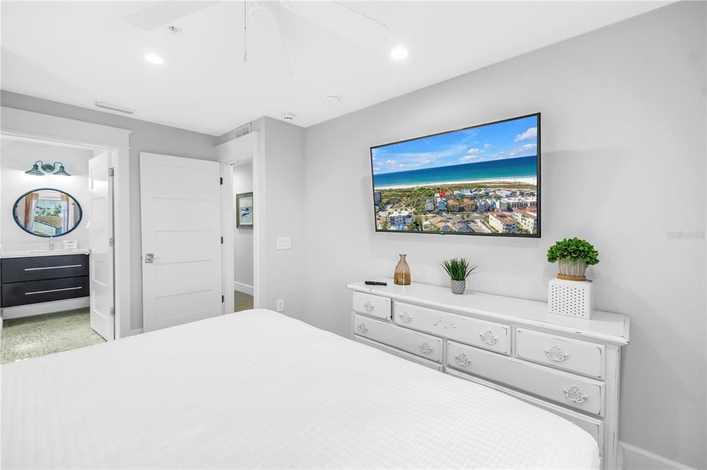 For Sale: $5,249,000 (8 beds, 0 baths, 4681 Square Feet)