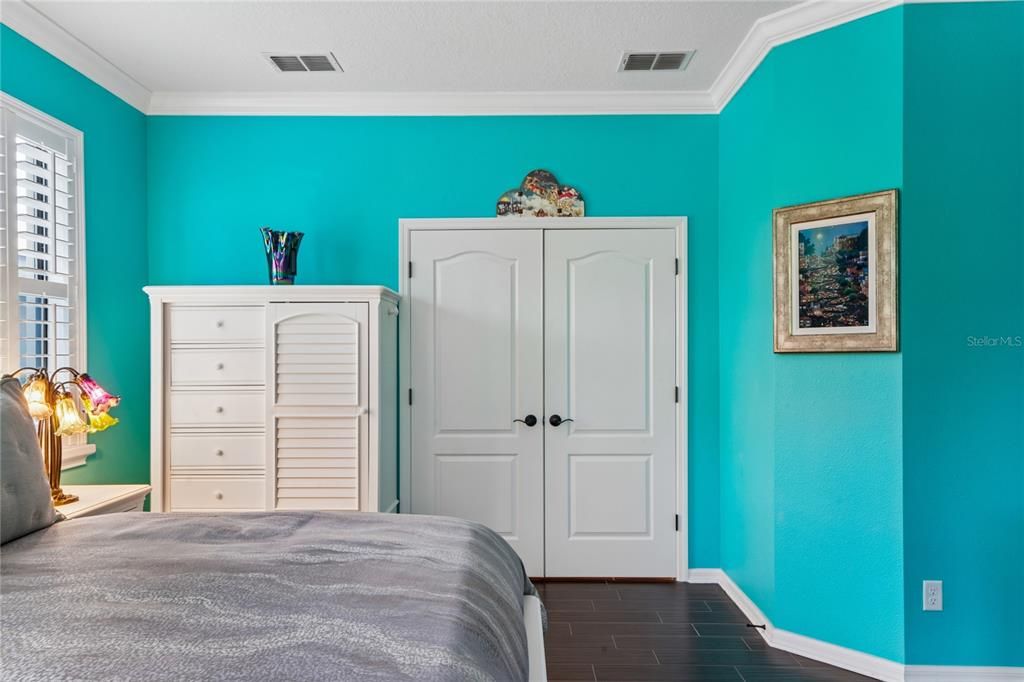 For Sale: $620,000 (3 beds, 2 baths, 2408 Square Feet)