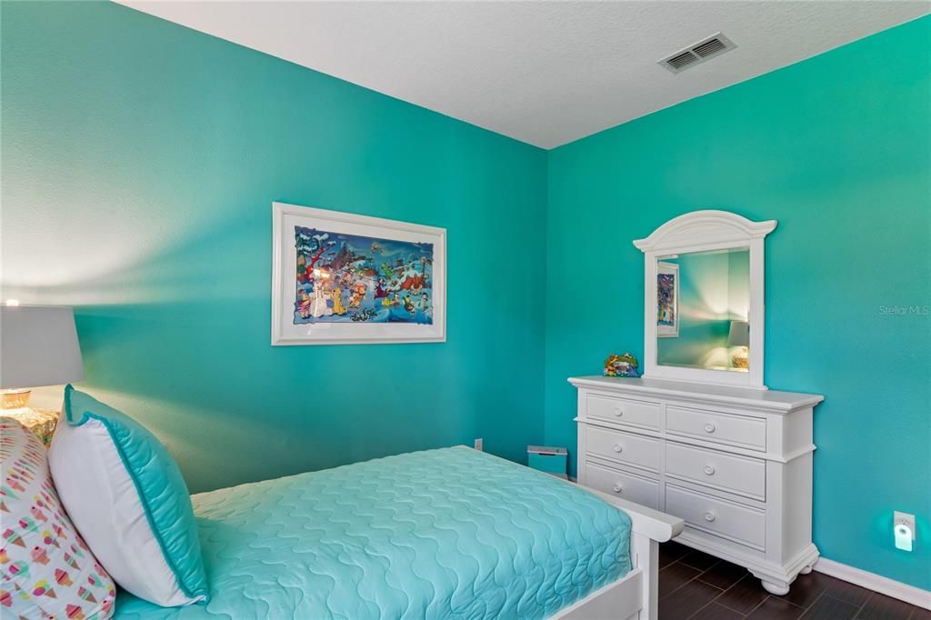 For Sale: $620,000 (3 beds, 2 baths, 2408 Square Feet)