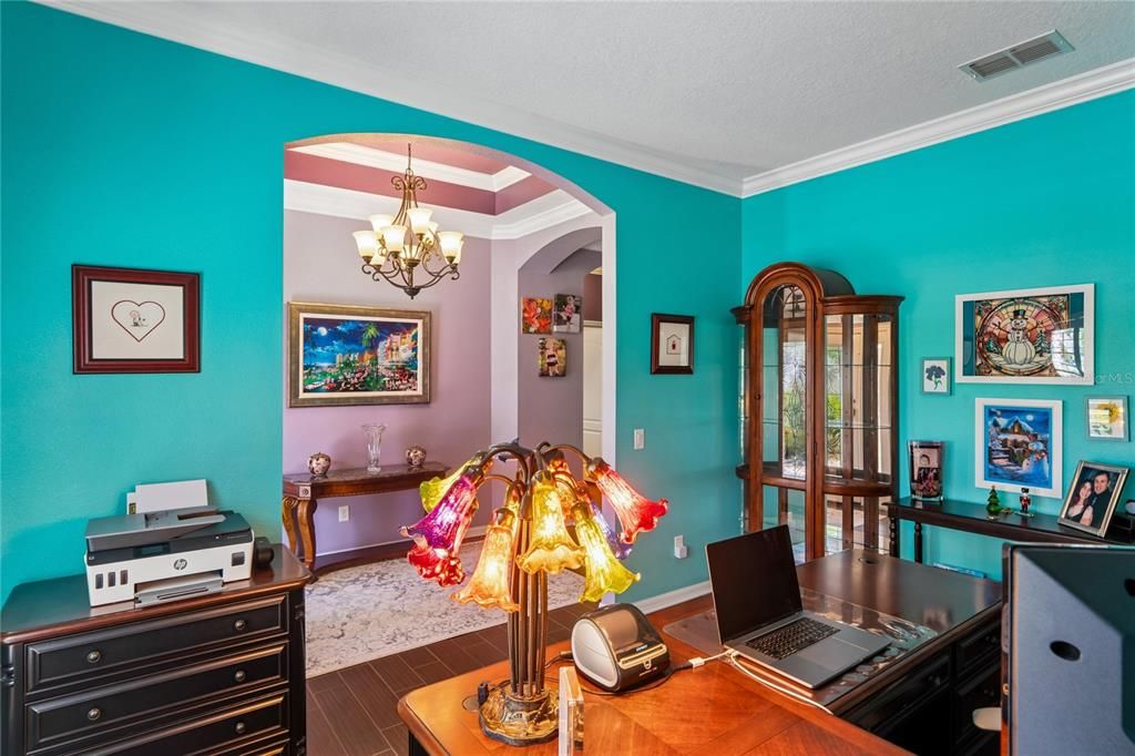 For Sale: $620,000 (3 beds, 2 baths, 2408 Square Feet)