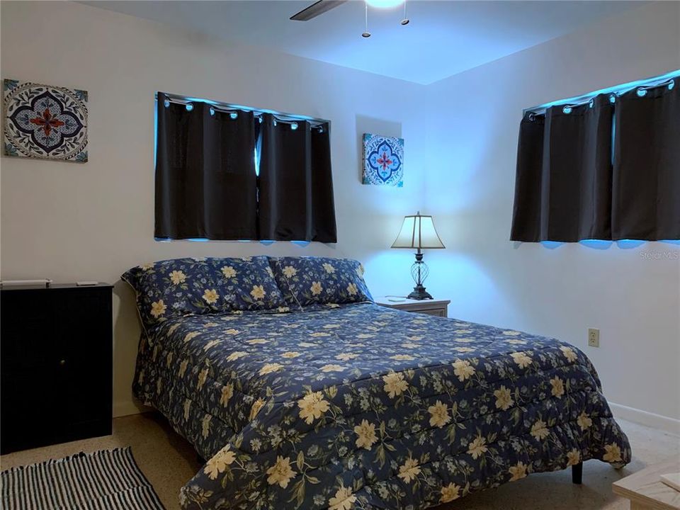 For Rent: $2,700 (2 beds, 1 baths, 2074 Square Feet)