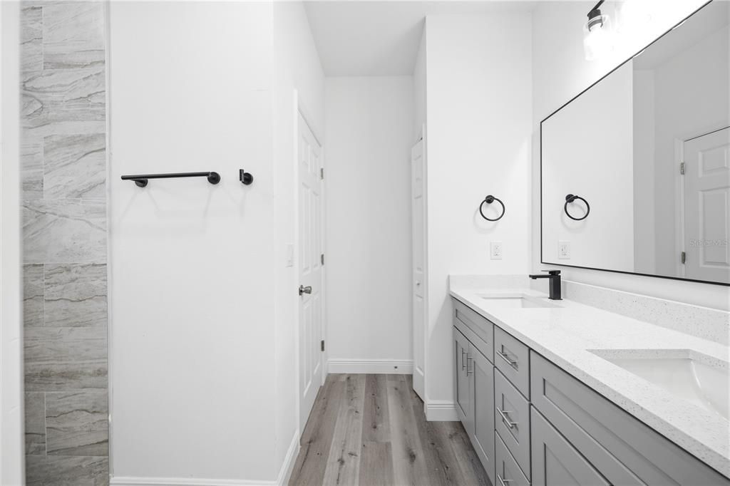 For Sale: $285,000 (3 beds, 2 baths, 1540 Square Feet)