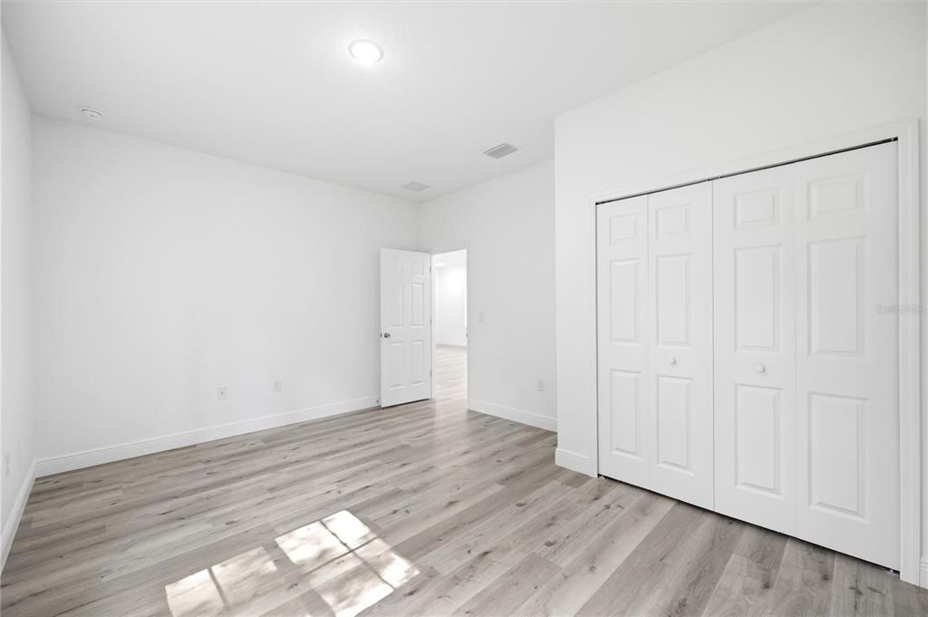 For Sale: $285,000 (3 beds, 2 baths, 1540 Square Feet)