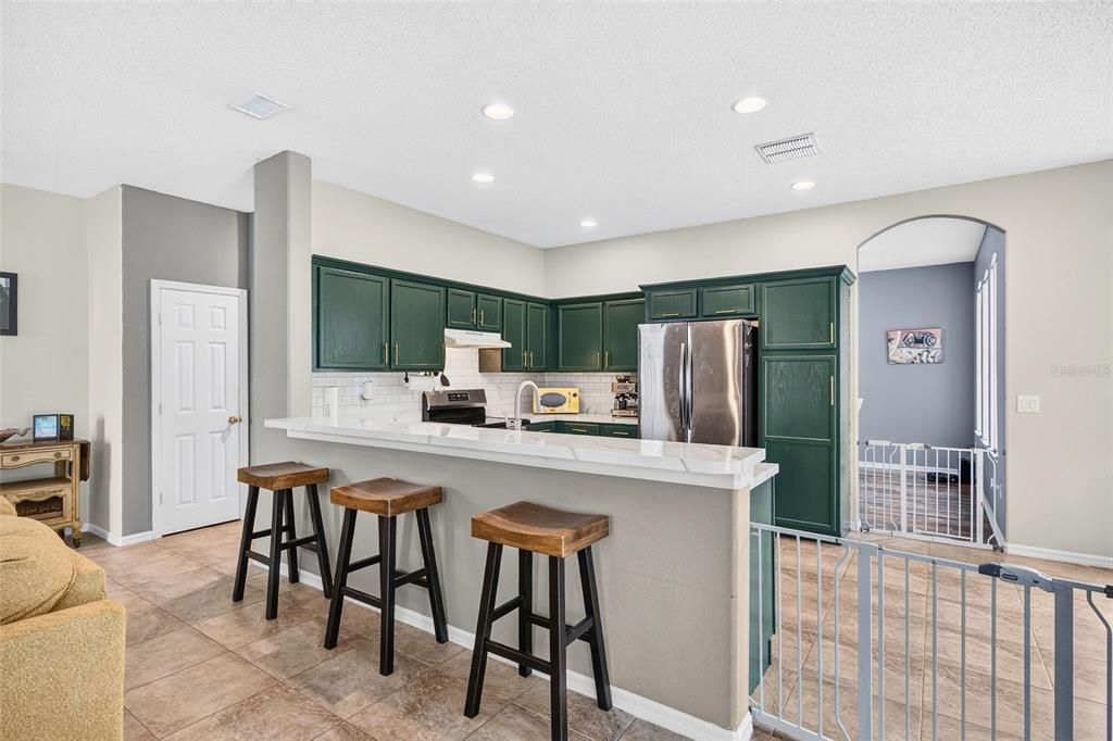 For Sale: $549,000 (4 beds, 2 baths, 3111 Square Feet)