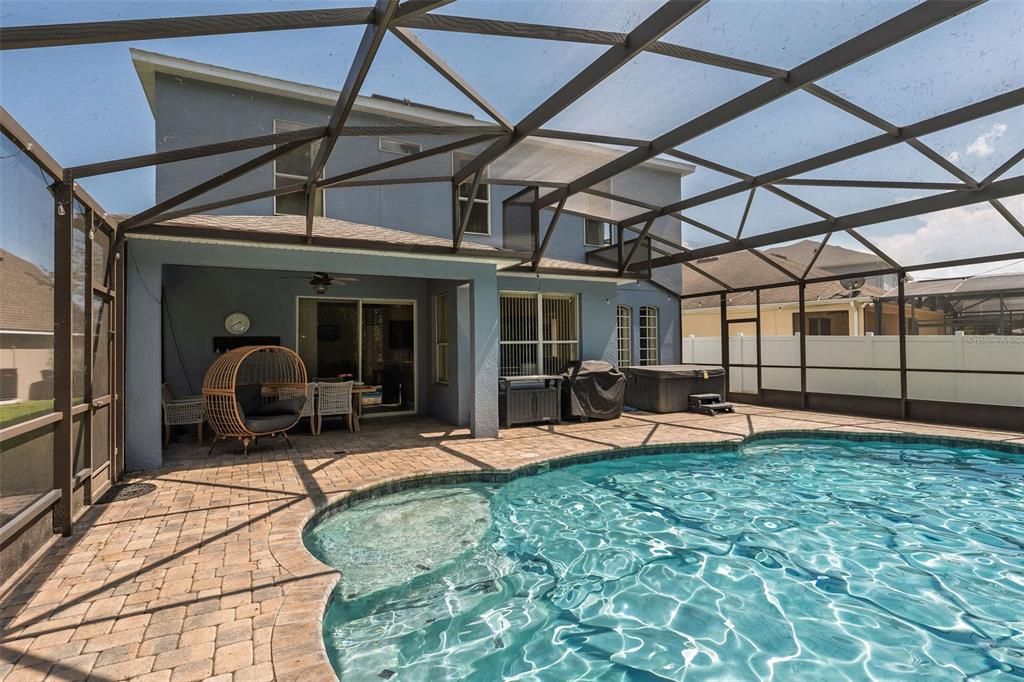 For Sale: $549,000 (4 beds, 2 baths, 3111 Square Feet)