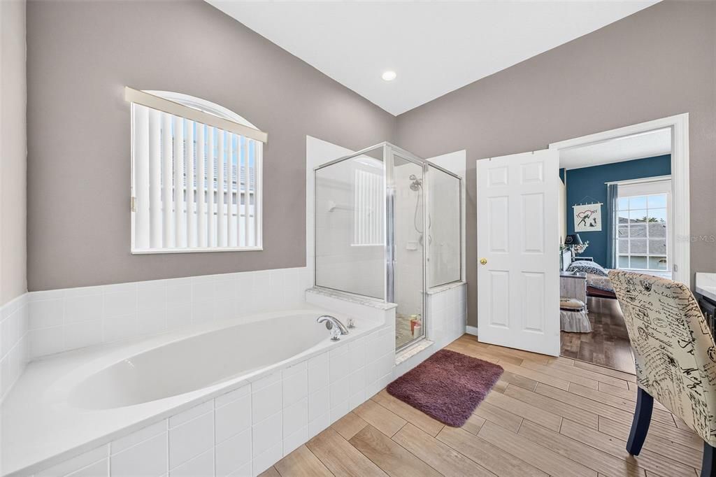 For Sale: $549,000 (4 beds, 2 baths, 3111 Square Feet)