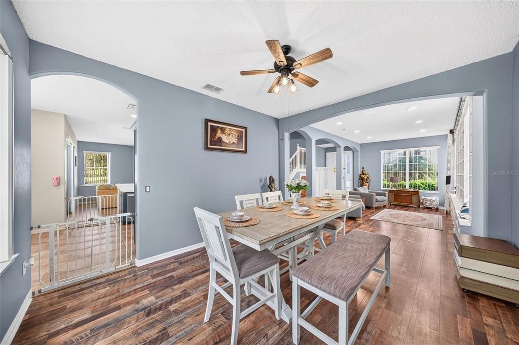 For Sale: $549,000 (4 beds, 2 baths, 3111 Square Feet)