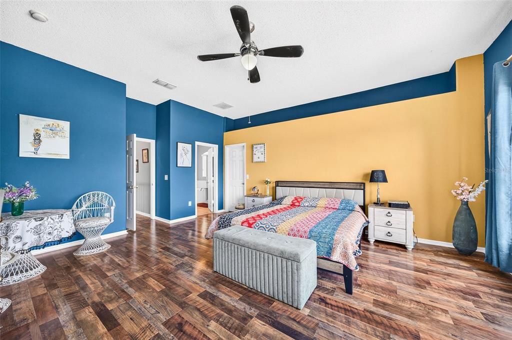 For Sale: $549,000 (4 beds, 2 baths, 3111 Square Feet)