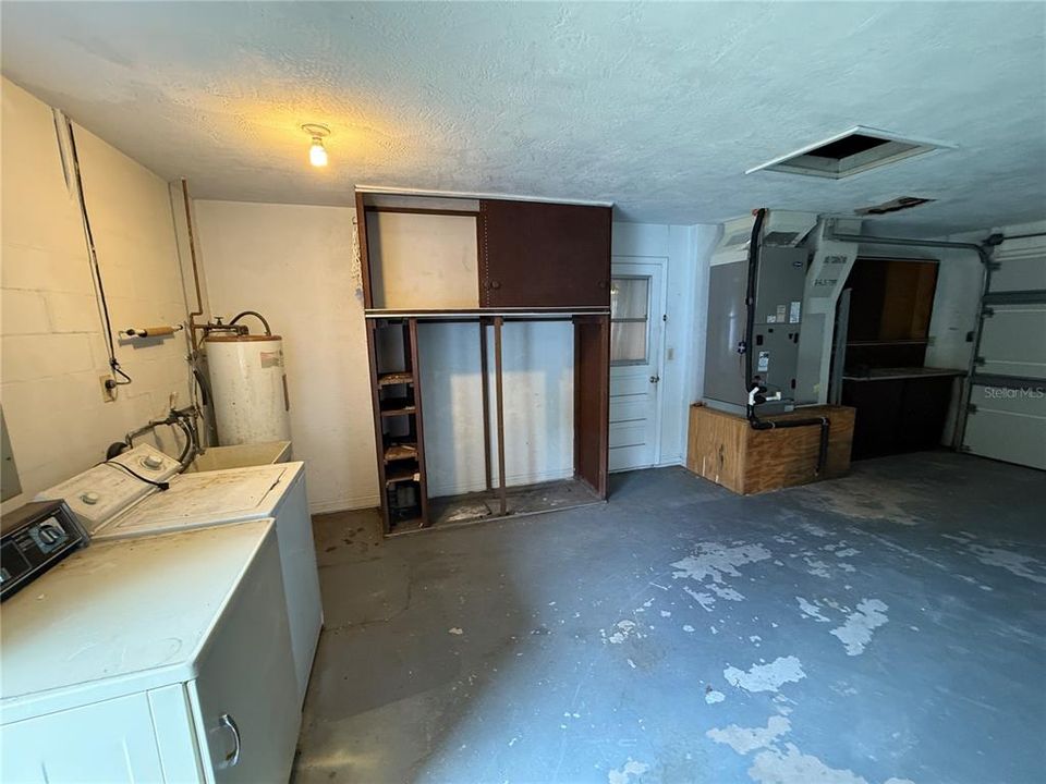 For Sale: $290,000 (2 beds, 2 baths, 1334 Square Feet)